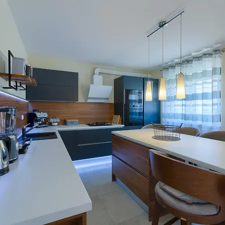 Brand New Excellence Pula