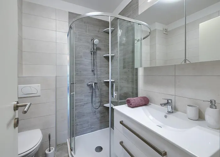 Brand New Excellence *