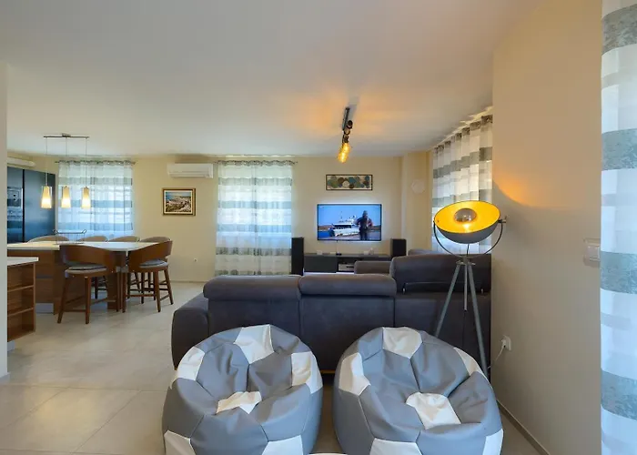 Brand New Excellence 아파트 *