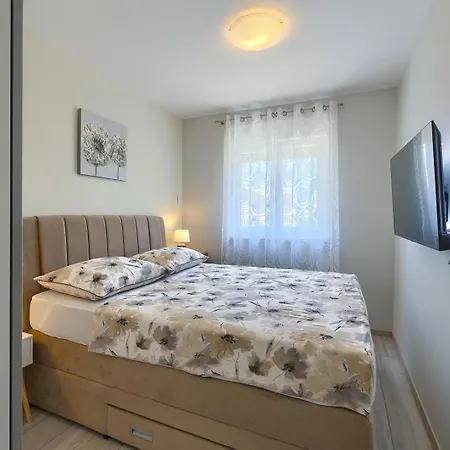 Brand New Excellence Apartment